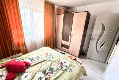 Apartament cu 2 camere semidecomandat în Micro 6 - 7