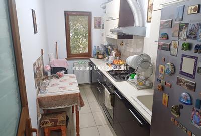 Vanzare 2 camere-Imobiliare MAXICONFORT - 6