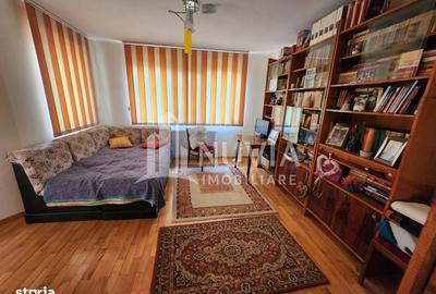 Casă cu 3 camere cu Teren 371 Mp în Central - 2