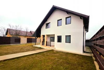 Casă cu 4 camere cu Teren 400 Mp în Central - 14