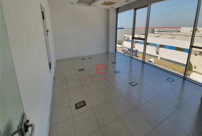 Spațiu comercial, de 3,000 mp, în Militari - 2