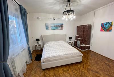 Casă de vânzare deosebită, pretabil locuit, cabinete, afacere! - 2