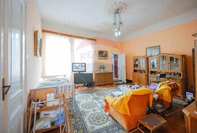 Apartament cu 5 camere nedecomandat în Central - 7