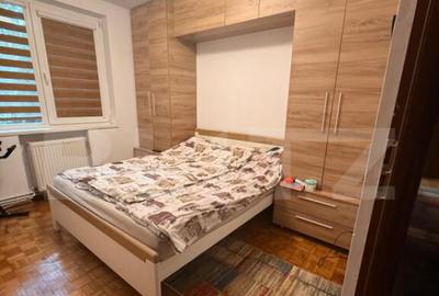 Apartament cu 4 camere semidecomandat în Centrul Civic - 1