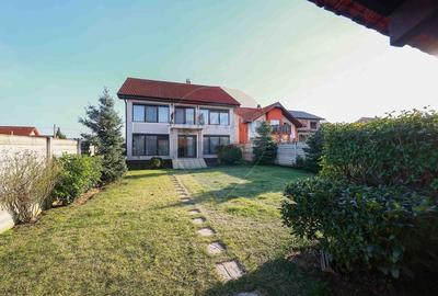 Casă individuală cu 6 camere în Exterior Est
