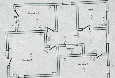 Casă cu 4 camere cu Teren 500 Mp în Central