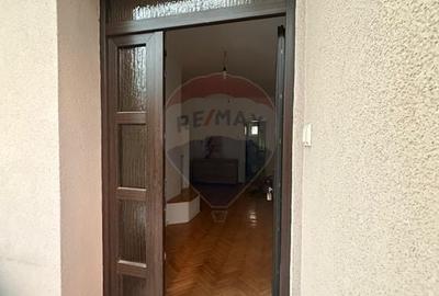 Inchiriez casa, zona Dambul Rotund - 8