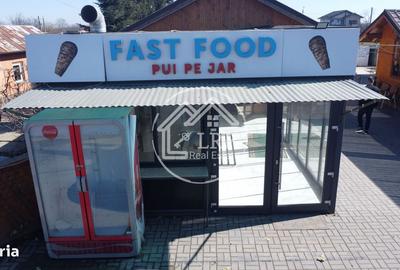 Spațiu comercial, de 318 mp, în Central - 9