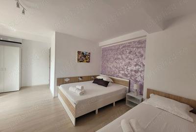 Casă cu 14 camere cu Teren 300 Mp în Eforie - 2