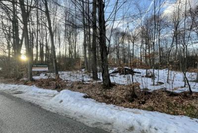 Teren de 3025 mp, în Central - 3