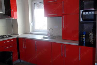 Garsonieră decomandată, mobilată în Girocului