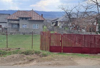 Casă în Voinești - 3