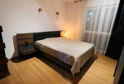 Apartament cu 3 camere semidecomandat în Central - 2