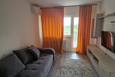 Apartament cu 2 camere decomandat în 1 Decembrie 1918 - 1