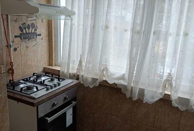 Apartament cu 3 camere nedecomandat în Bran - 2