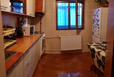 Apartament cu 2 camere decomandat în Lujerului - 4