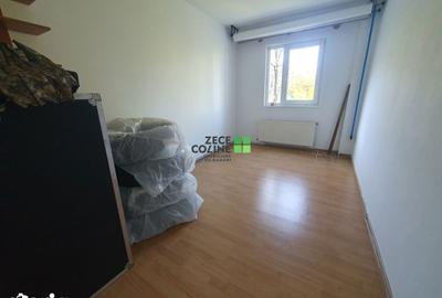 Apartament cu 3 camere semidecomandat în Alexandru cel Bun - 2