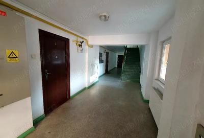 Apartament cu 2 camere decomandat în Păcurari - 2