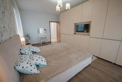 Apartament cu 3 camere decomandat în Cetate - 3