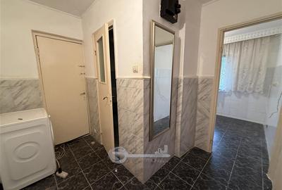 Garsonieră decomandată în Nicolina - 4