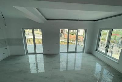 Casă cu 3 camere cu Teren 250 Mp în Bucium - 5