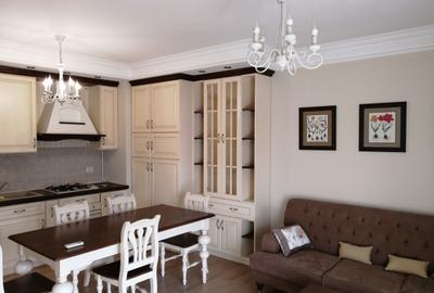 Apartament cu 2 camere nedecomandat, mobilat în Central - 1