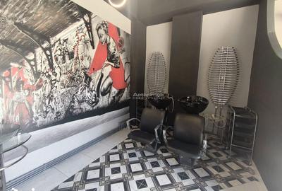 Spațiu comercial, de 50 mp, în Central - 4