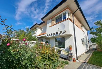 Duplex cu 4 camere cu Canalizare în Nord-Vest