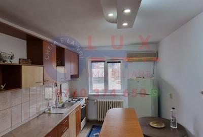 Apartament cu 3 camere decomandat în Piața Nouă - 8