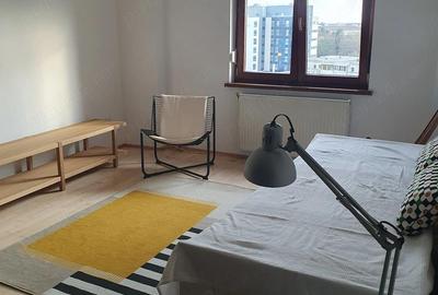 Garsonieră decomandată în Central