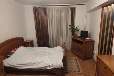 Garsonieră decomandată în Central - 4