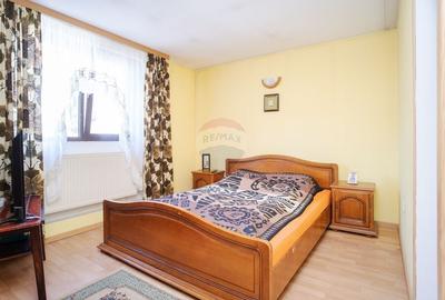 Casă cu 6 camere cu Teren 451 Mp în Galata - 14