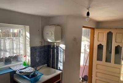 Casa parter cu 106,98mp utili si teren de 407mp cu toate utilitatile in Catargiu - 8