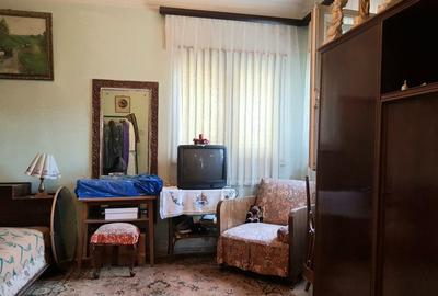 Casă individuală cu 3 camere cu Canalizare în Barbu Văcărescu - 15