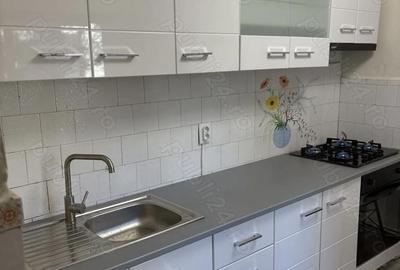 Apartament cu 2 camere decomandat în Decebal - 3