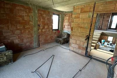 Casă individuală cu 4 camere cu Canalizare în Valea Adâncă - 11