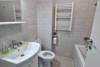 Garsonieră decomandată în Titan - 4