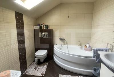 Casă cu 5 camere cu Teren 800 Mp în Central - 9