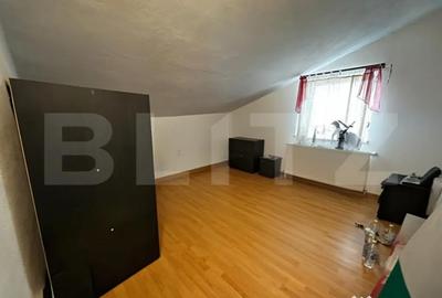 Casă cu 8 camere cu Teren 1000 Mp în Bărăbanț - 9