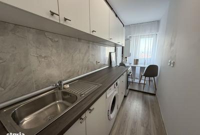 Garsonieră decomandată în Central