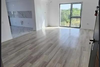 Apartament cu 2 camere decomandat în Pantelimon - 6