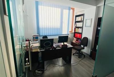 Spatii birouri - Calea Plevnei - de la 215 mp - 14