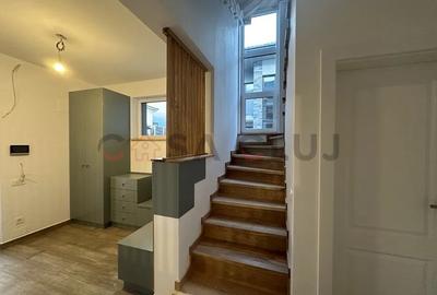 Duplex cu 5 camere cu Canalizare în Borhanci - 2