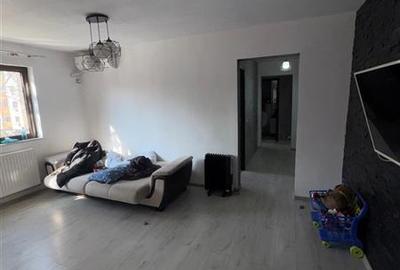 Apartament cu 4 camere semidecomandat în Berceni - 9