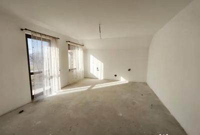 Casă cu 5 camere cu Teren 1792 Mp în Mitocu Dragomirnei - 8