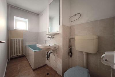 Garsonieră decomandată, mobilată în Militari - 6