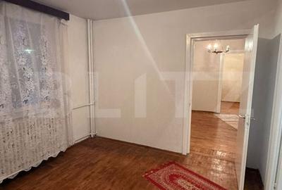 Apartament cu 3 camere decomandat în Roșu - 10