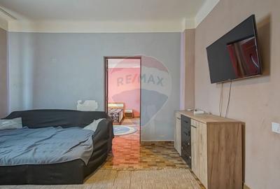 Comision 0% | De vânzare – Apartament la casă, parter | Săcele – Zona - 14