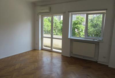 Apartament cu 3 camere semidecomandat, mobilat în Calea Victoriei - 9