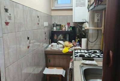 Garsonieră decomandată în Central - 4